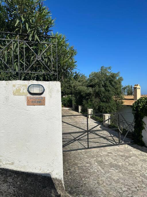 Mount Minis - Casa Bruno Villa Szívota Kültér fotó